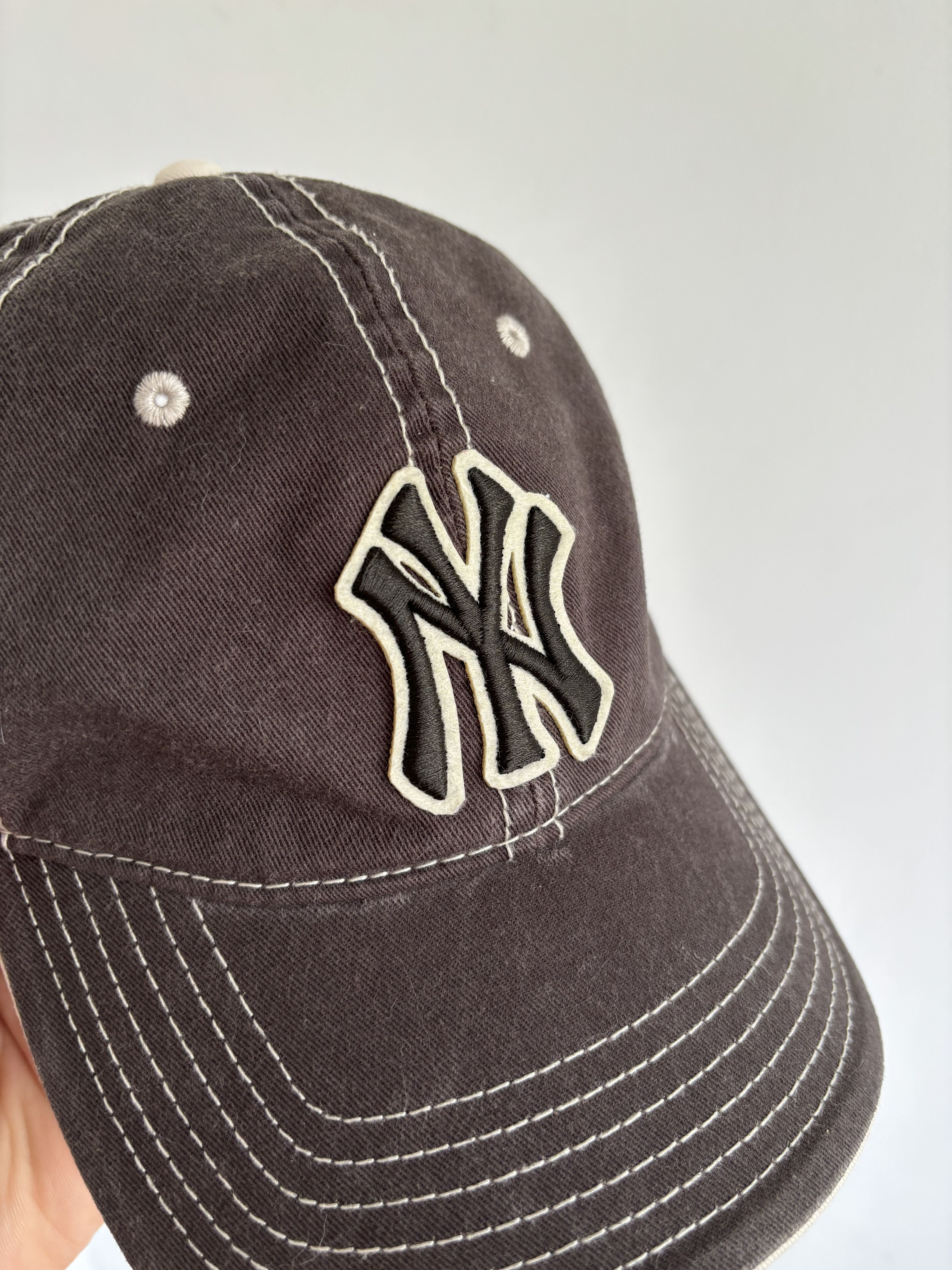 New York Yankees Vintage NY Yankees Brown Stitched MLB Cap Size ONE SIZE - 7 Thumbnail