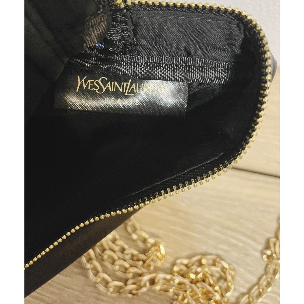 Yves Saint Laurent Yves Saint Laurent YSL cosmetic Bag Pouch clutch Crossbody Size ONE SIZE - 7 Thumbnail