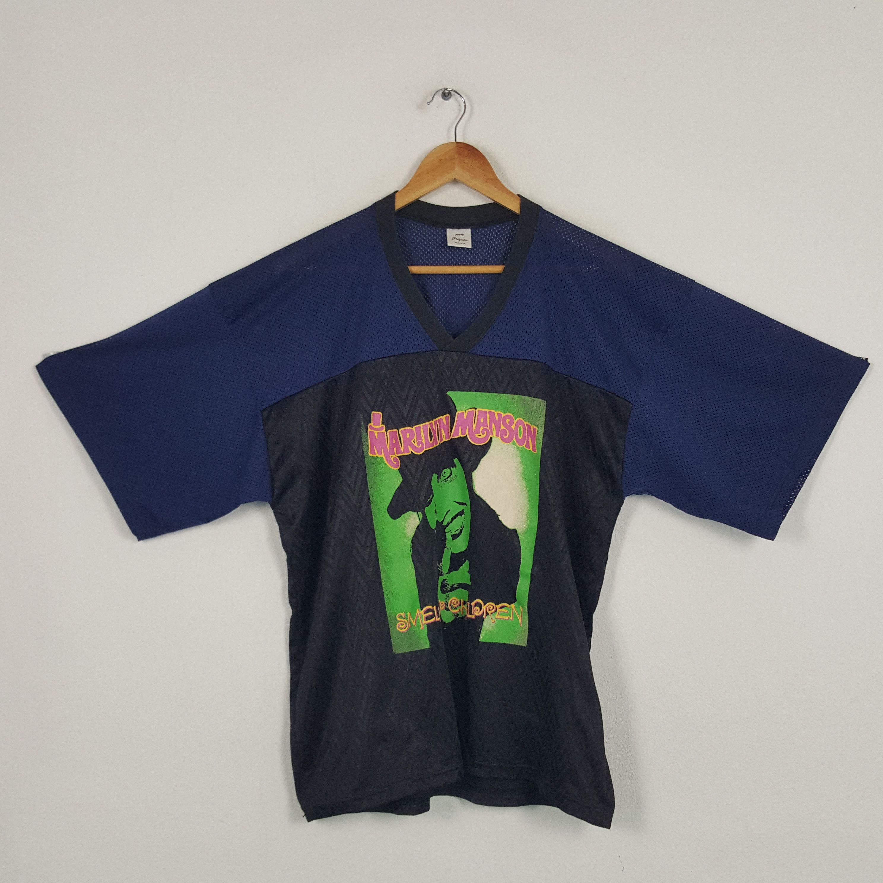 Band Tees × Marilyn Manson × Vintage Vintage 90's Marilyn Manson Rock Singer Jersey Tshirt Size US L / EU 52-54 / 3 - 1 Thumbnail