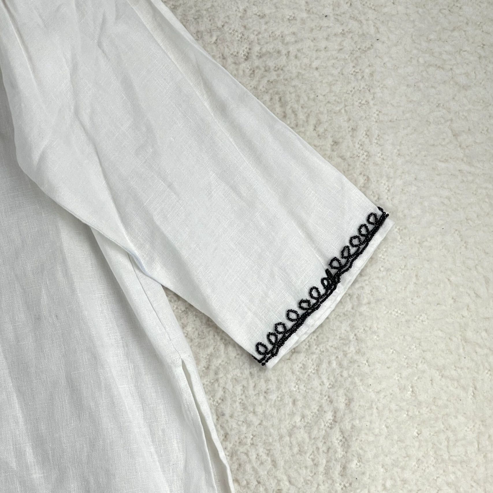 Laura Ashley Laura Ashley Womens 2X White Embroidered Linen V-Neck Shirt Size XXL / US 16-18 / IT 52-54 - 6 Thumbnail
