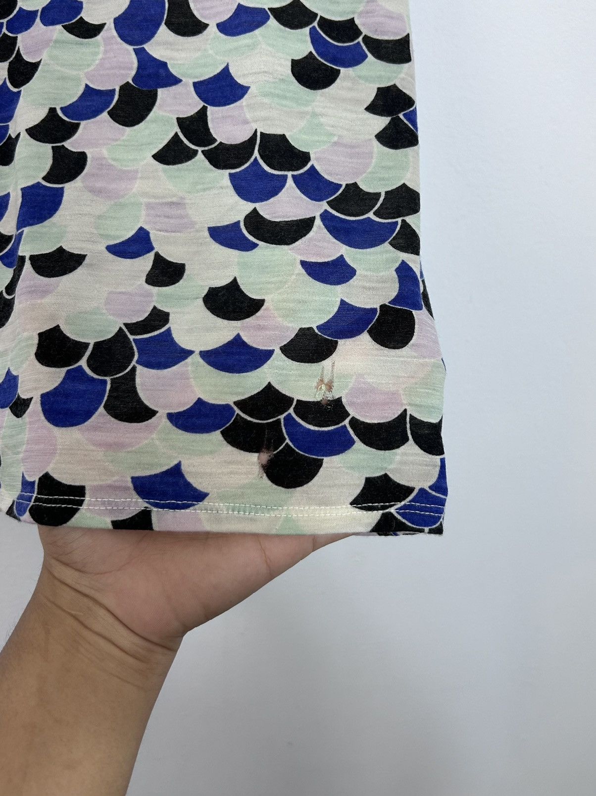 Tsumori Chisato Tsumori Chisato Fish Scale Design Multicolor T-Shirt Size M / US 6-8 / IT 42-44 - 4 Thumbnail