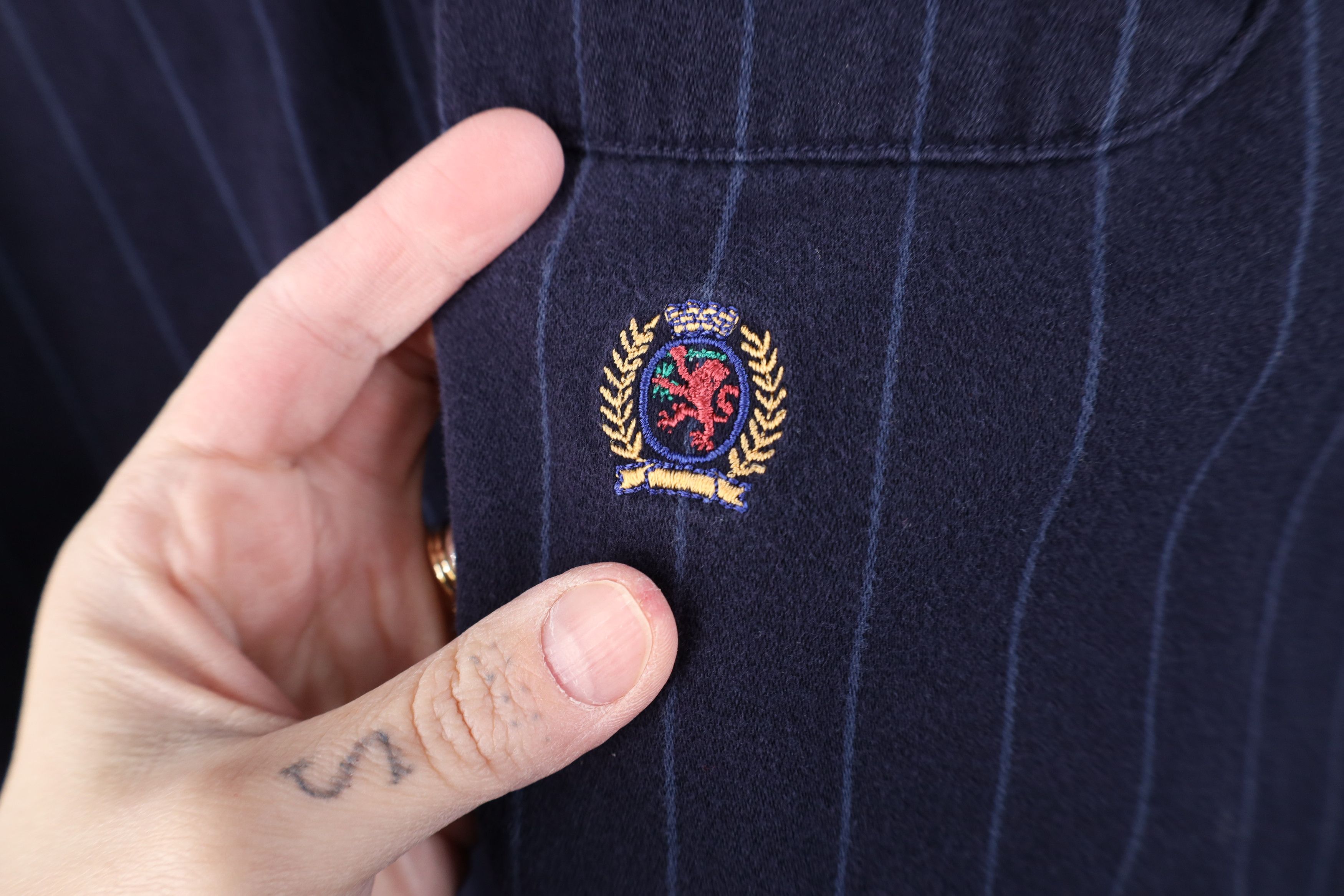 Tommy Hilfiger Vintage 90s Tommy Hilfiger Pinstriped Flannel Button Shirt Size US M / EU 48-50 / 2 - 4 Thumbnail