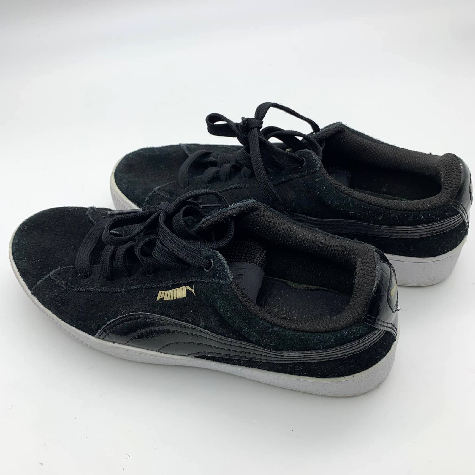 Puma PUMA Black Suede Leather Women's Size 9 US Athletic Shoes Size US 9 / IT 39 - 1 Thumbnail