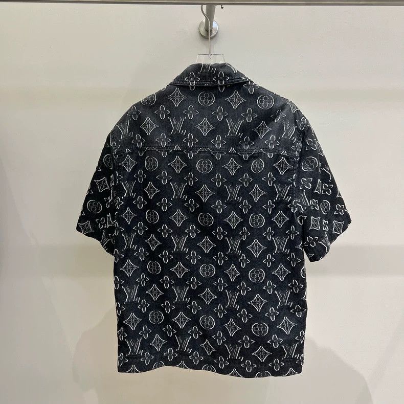 Louis Vuitton Louis Vuitton Black cropped presbyopic full logo denim shor Size US M / EU 48-50 / 2 - 2 Thumbnail