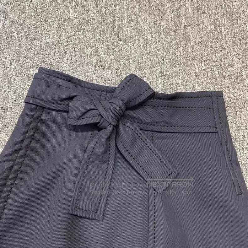 Louis Vuitton Louis Vuitton Half skirt Size 33" - 1 Thumbnail