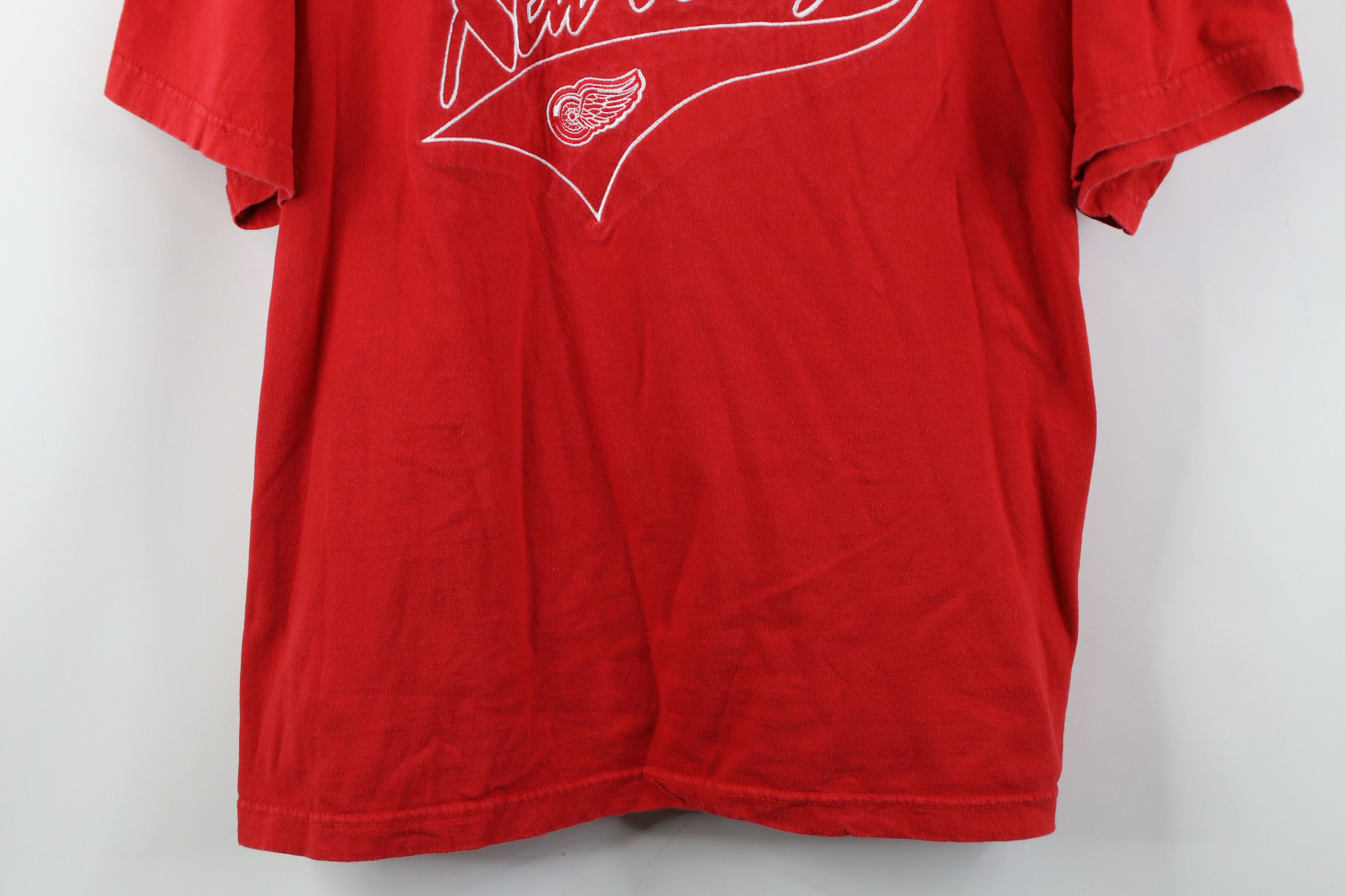 Vintage Vintage 90s Script Detroit Red Wings Hockey T-Shirt Red Size US XL / EU 56 / 4 - 3 Thumbnail