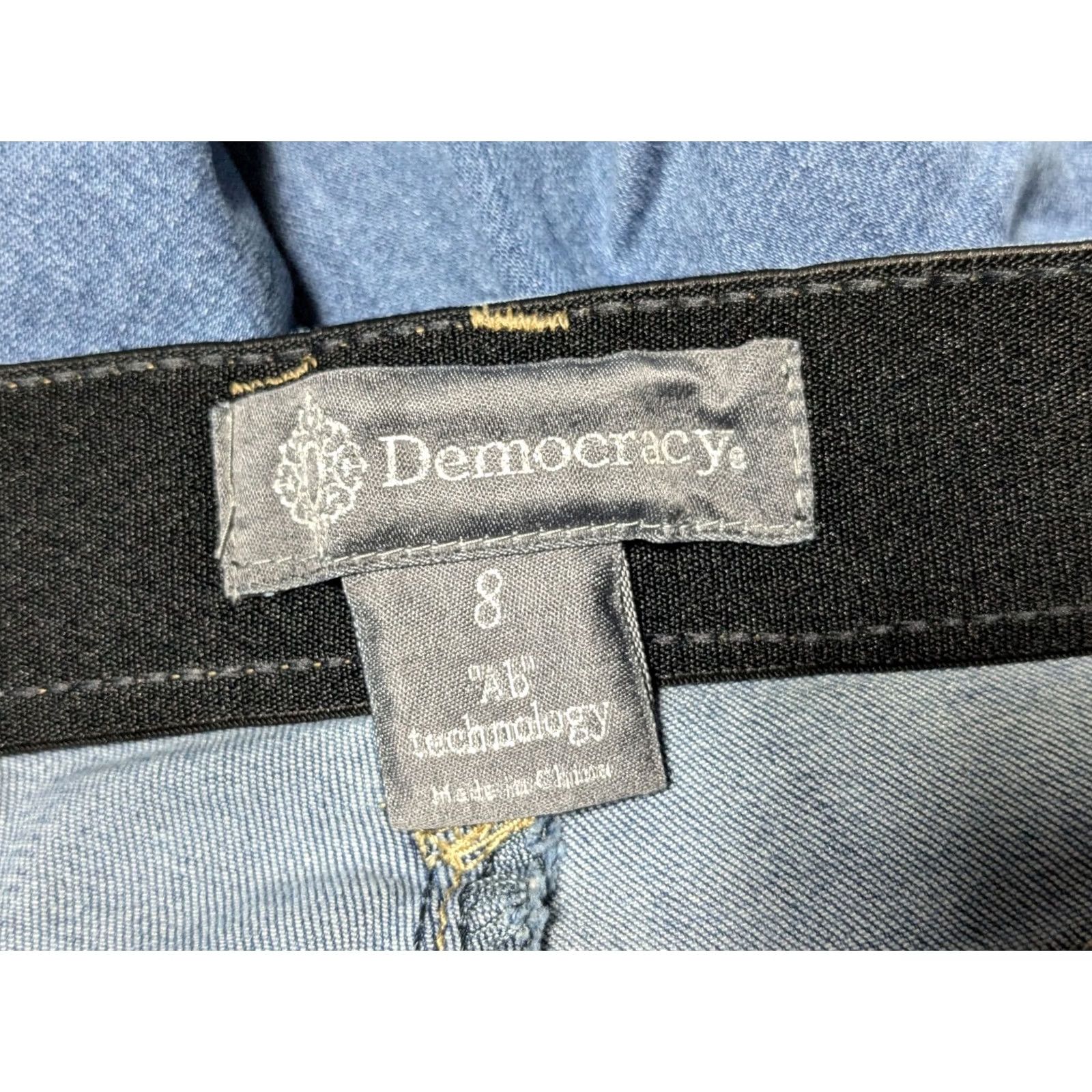 Vintage DEMOCRACY AB' TECHNOLOGY Women Size 8 Cutout Hem Lyocell Stretch Denim Jeans Shirt? Size 30" / US 8 / IT 44 - 7 Thumbnail