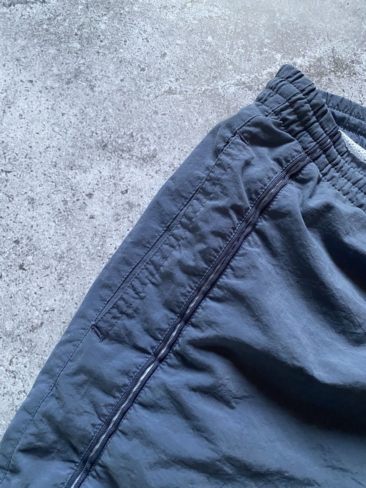 Nike × Vintage Vintage Nike Shorts Y2K Size US 32 / EU 48 - 3 Thumbnail