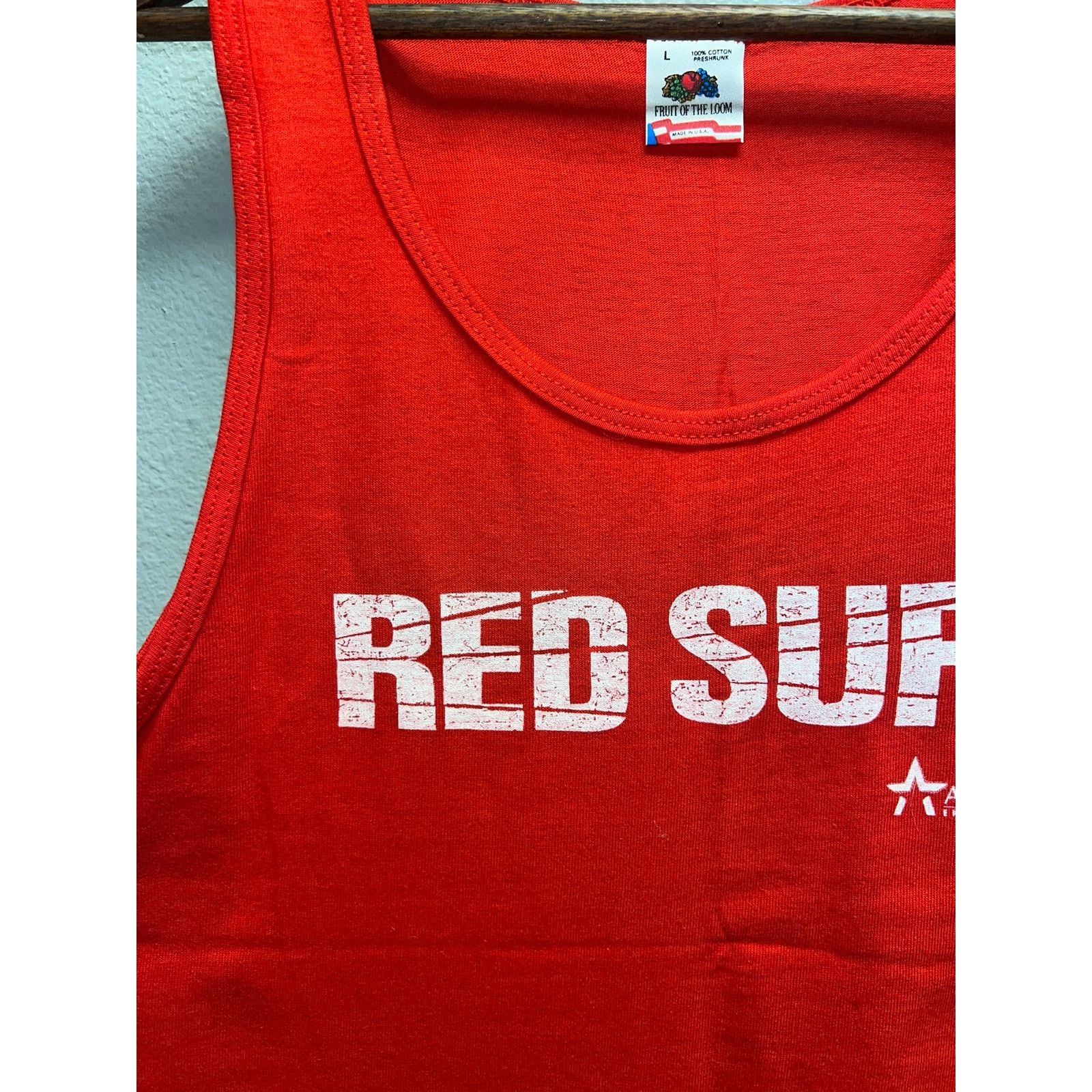 Fruit Of The Loom Vintage Red Surf Move Shirt Action Thriller Tank Tee Rare L Size US L / EU 52-54 / 3 - 2 Thumbnail