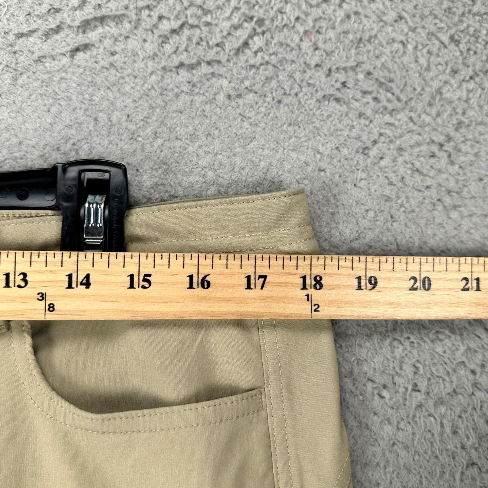 Eddie Bauer Eddie Bauer First Ascent Women Capris Cargo Hiking Pants 14 Tall Tan Nylon Blend Capris Women 14 Tall Brown Pockets Stretch Outdoor Adventure Size 36" / US 14 / IT 50 - 6 Thumbnail