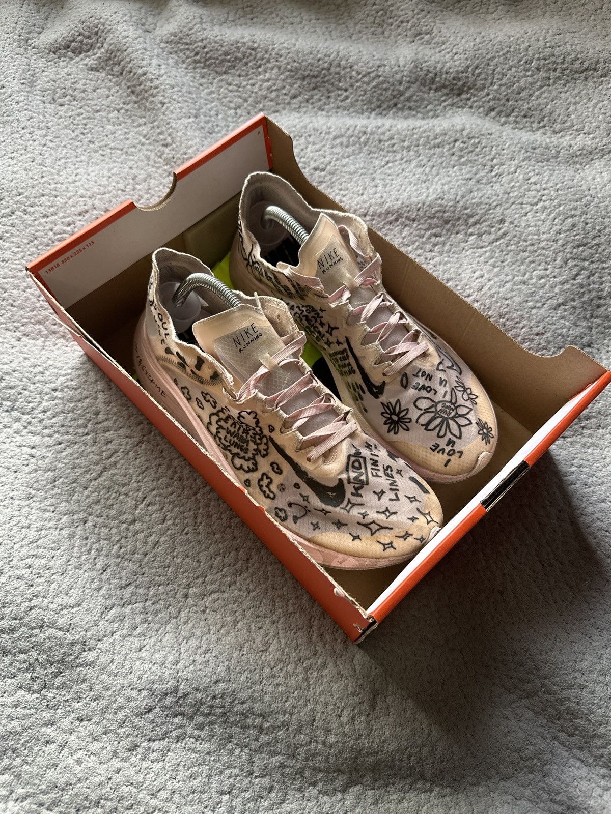 Nike Nike x Nathan Bell Zoom Fly Size US 10.5 / EU 43-44 - 1 Thumbnail