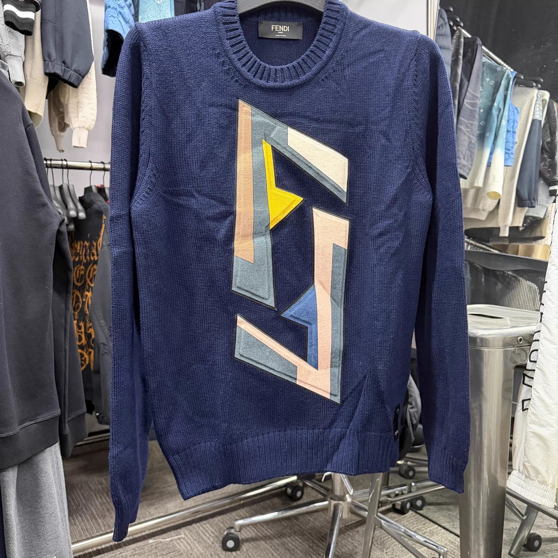 Fendi FENDI Double F Logo knit cashmere sweater 46 Size US S / EU 44-46 / 1 - 1 Thumbnail