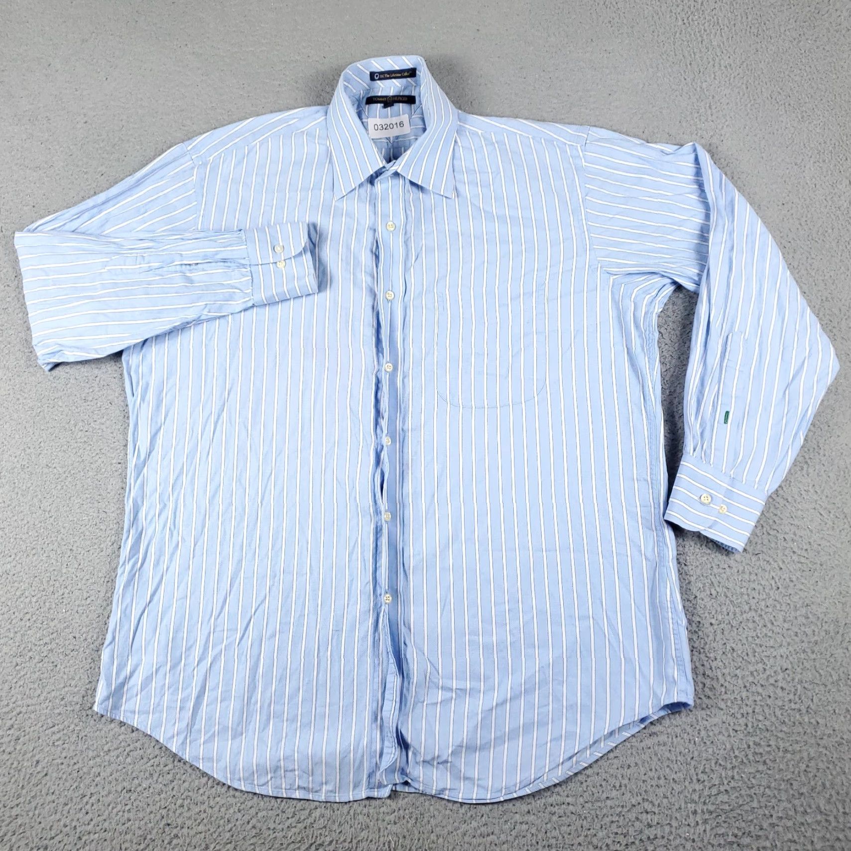 Tommy Hilfiger Tommy Hilfiger Shirt Mens Large Blue White Striped Button-Up Long Sleeve - Classic Preppy American Style Shirt Mens L Blue Striped Button-Down Size US L / EU 52-54 / 3 - 2 Thumbnail