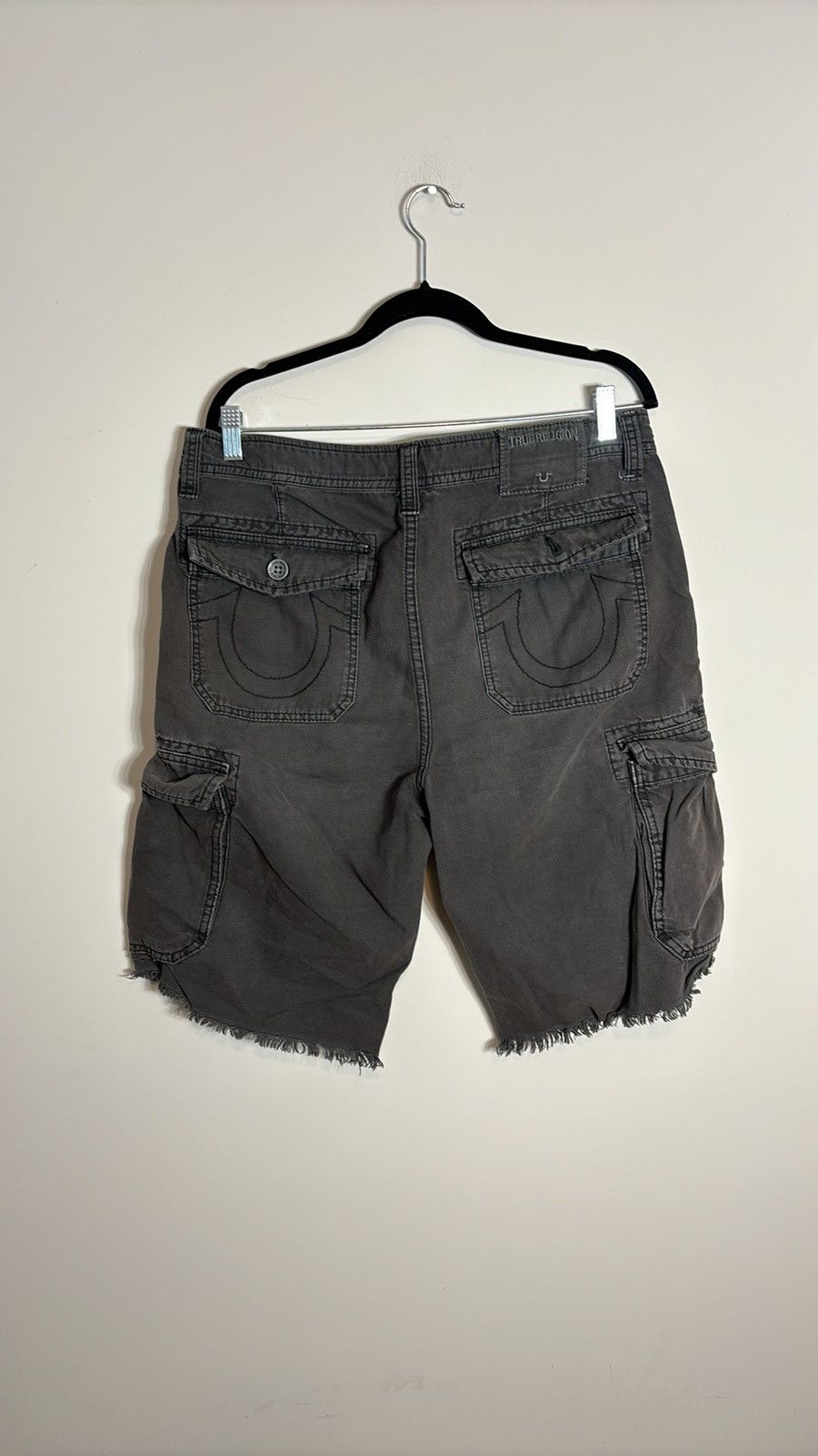 True Religion True Religion Cargo Shorts Size US 34 / EU 50 - 4 Thumbnail