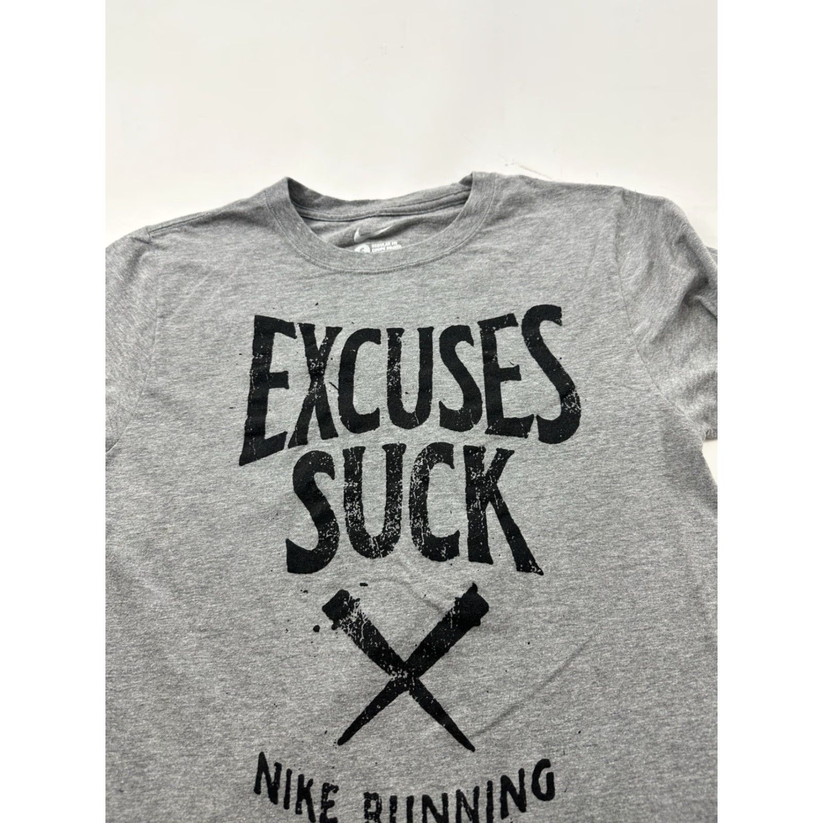 Nike Nike Shirt Mens Small Gray Running Excuses Sucks Crew Neck Pullover Size US S / EU 44-46 / 1 - 2 Thumbnail