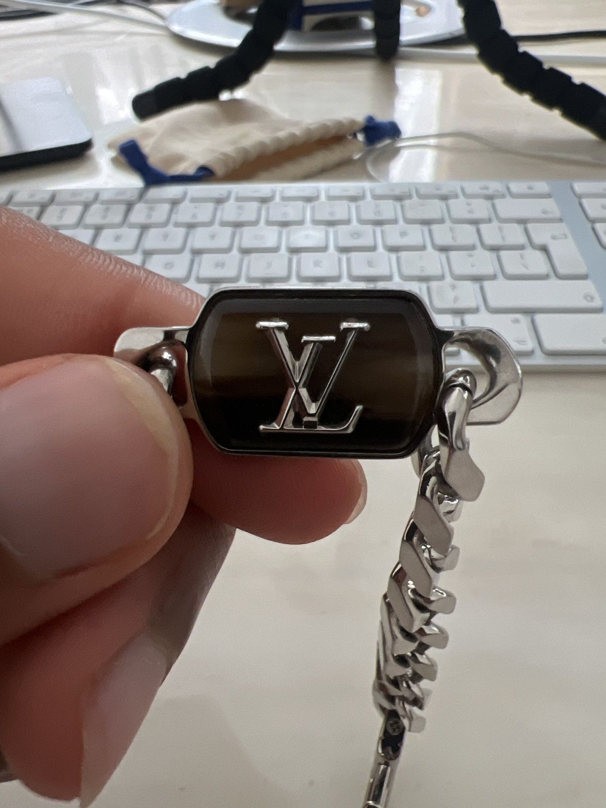 Louis Vuitton Louis Vuitton Shades Bracelet Size ONE SIZE - 6 Thumbnail