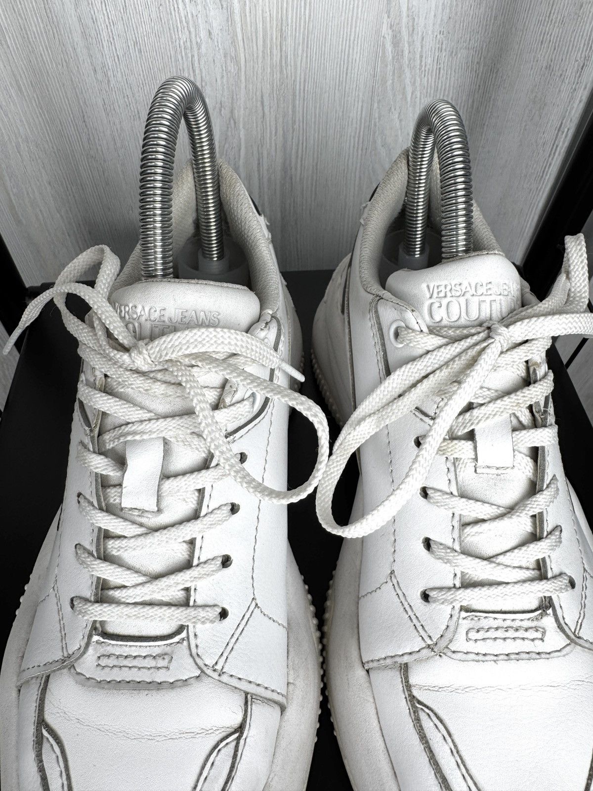 Versace Jeans Couture Versace Jeans Couture white big logo low top sneakers 37 Size US 7 / IT 37 - 11 Thumbnail