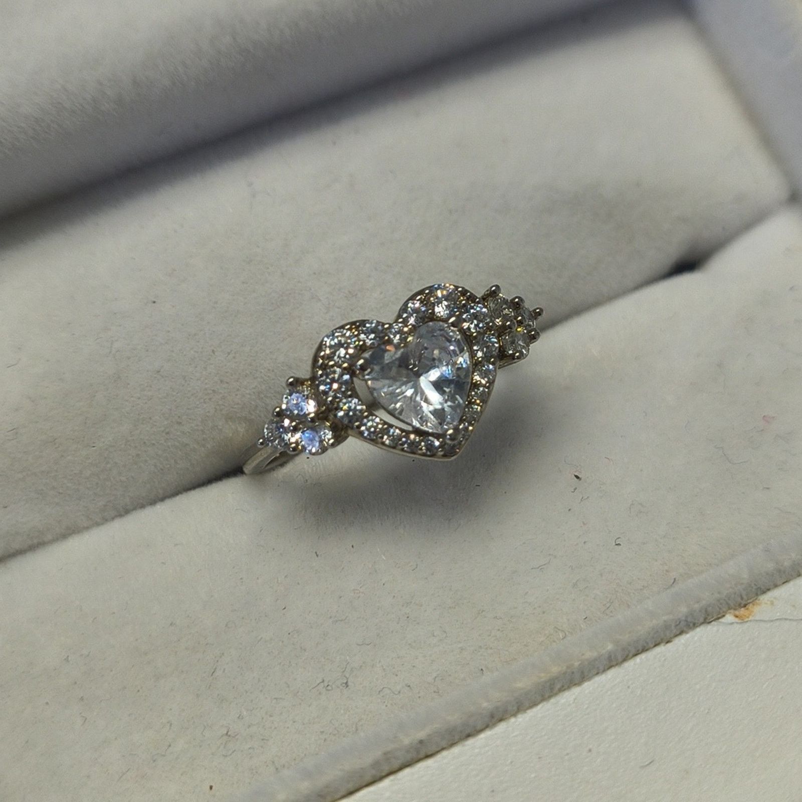 Nordstrom Nordstrom Julianna B 925 Created Moissanite Heart Size 6 Size ONE SIZE - 5 Thumbnail