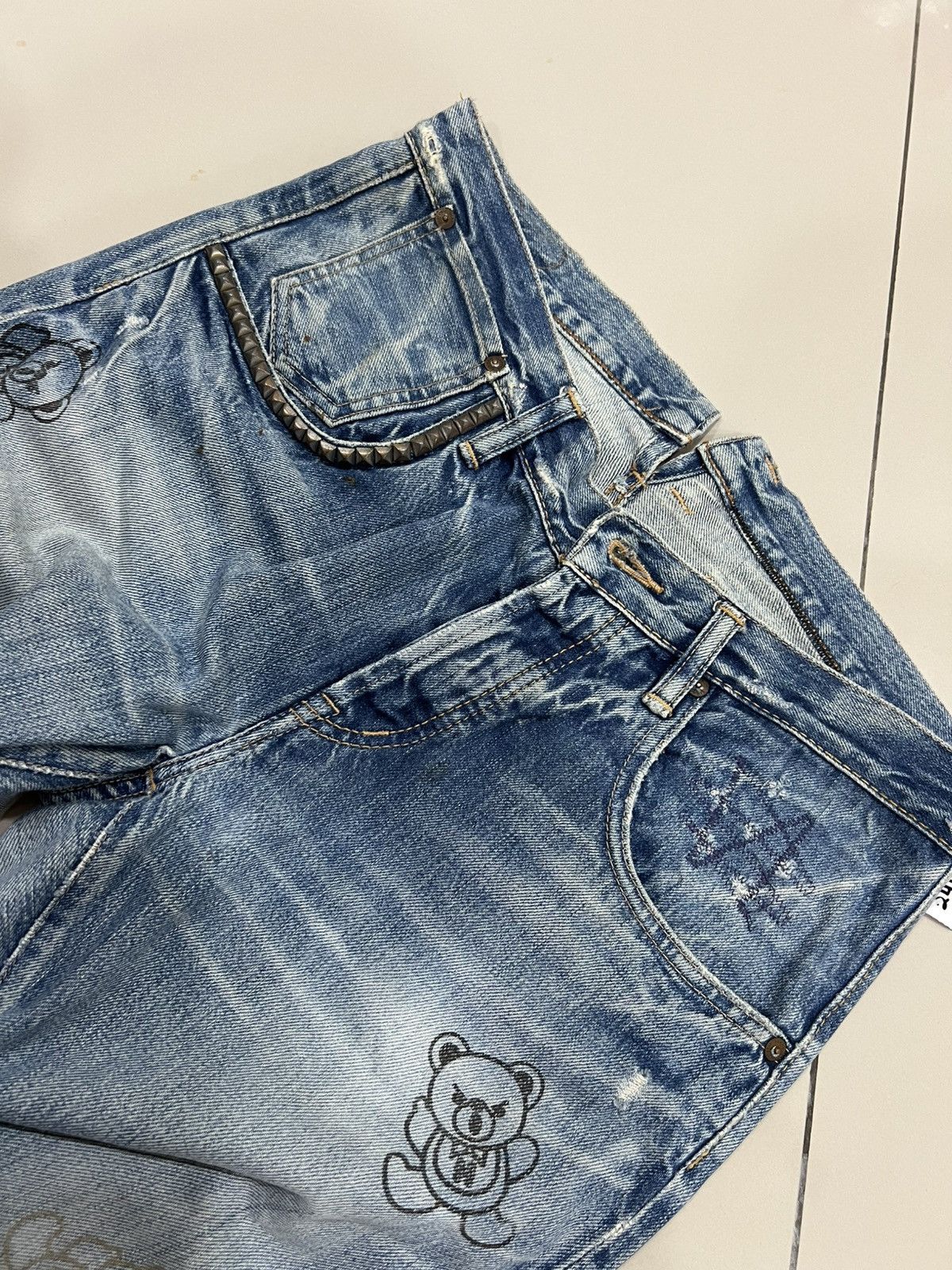 Hysteric Glamour HYSTERIC GLAMOUR SELVEDGE DISTRESSED DENIM Size US 31 - 7 Thumbnail