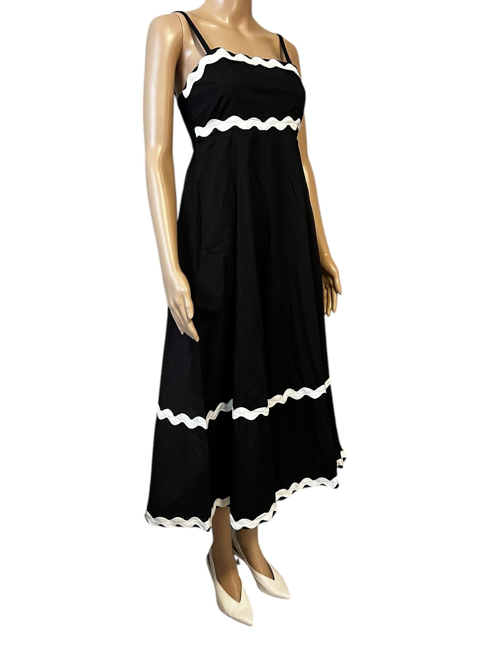 Designer Chic Black Maxi Dress with White Accents Size XS / US 0-2 / IT 36-38 - 3 Thumbnail