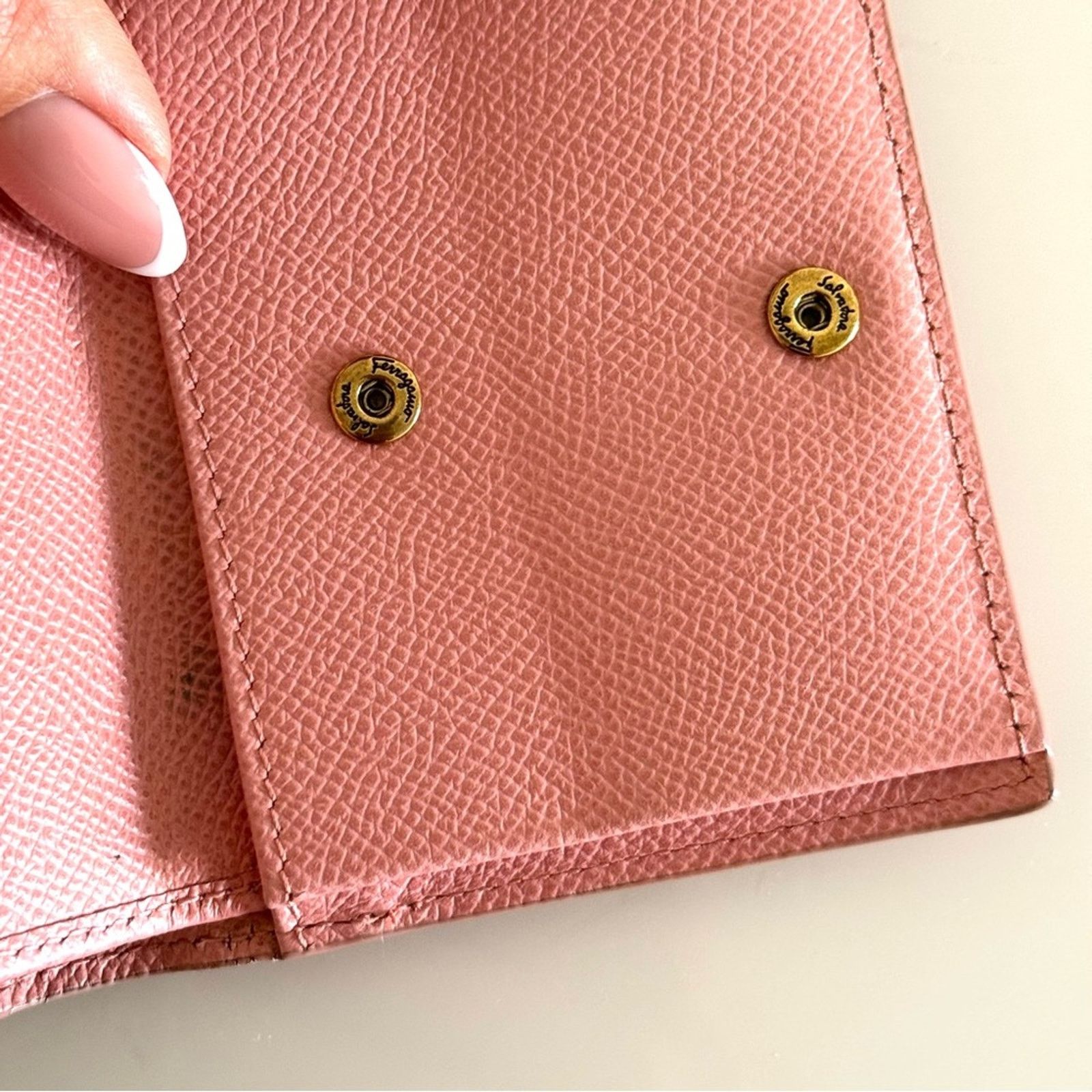 Salvatore Ferragamo Salvatore Ferragamo Pink Wallet with Gold Hardware Authentic Size ONE SIZE - 8 Thumbnail