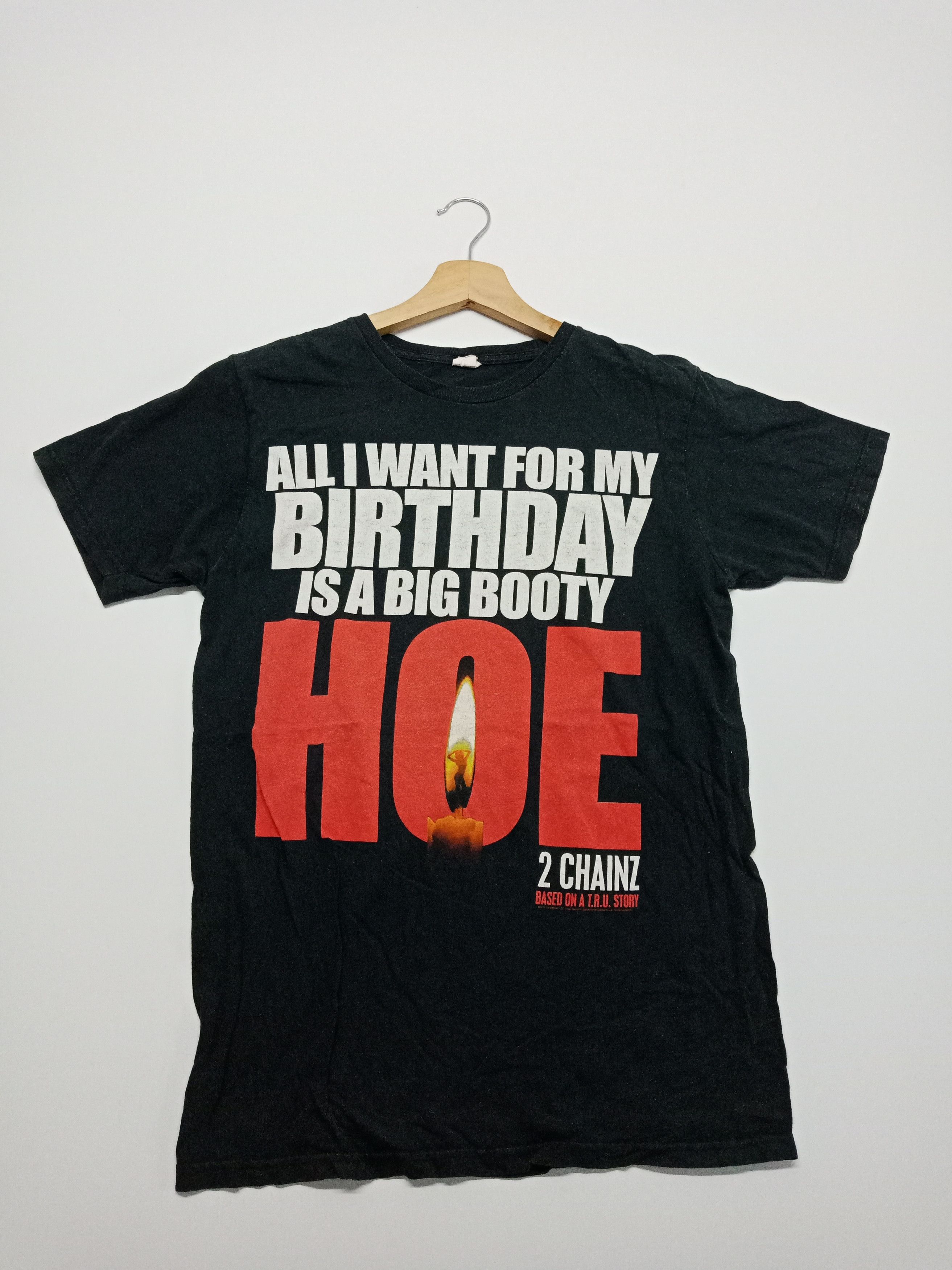 Vintage 2 Chainz A Big Booty Hoe #D Size US M / EU 48-50 / 2 - 1 Thumbnail