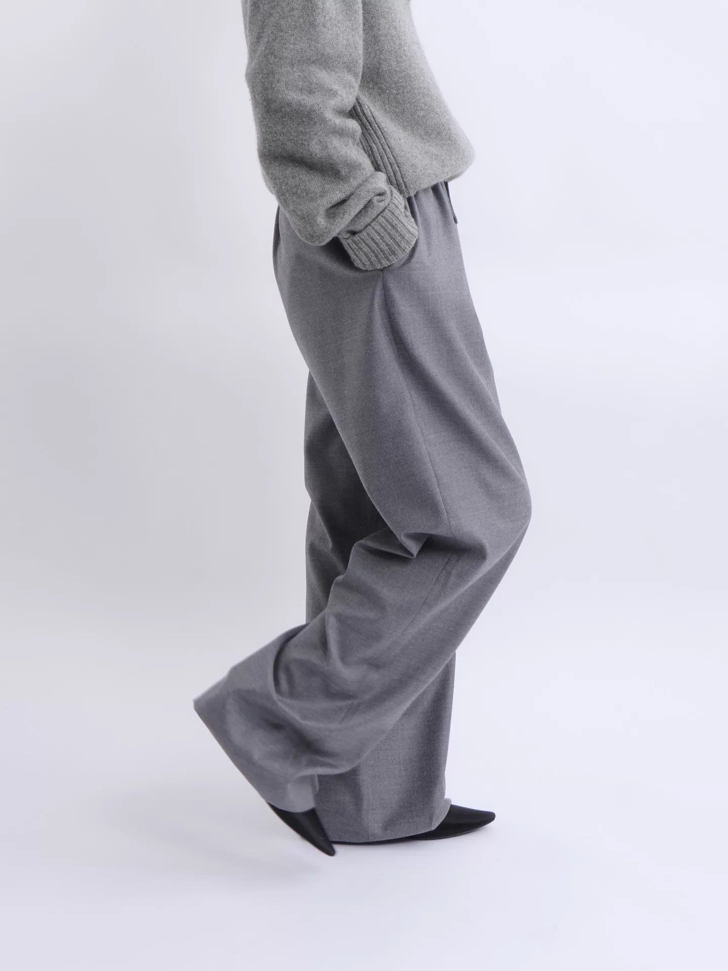 The Row THE ROW Gray Drawstring Wool Straight-Leg Pants M Size 27" / US 4 / IT 40 - 5 Thumbnail