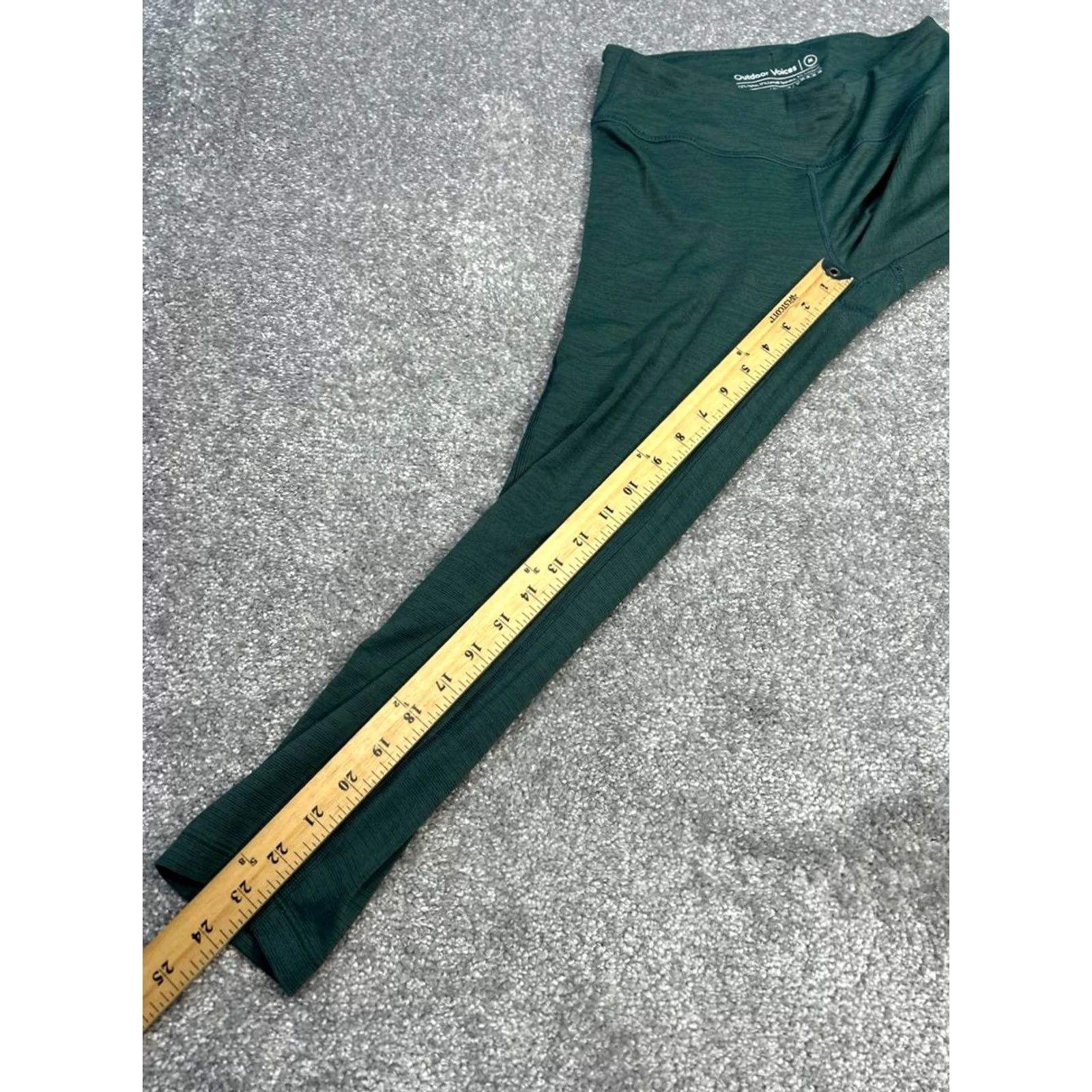 Outdoor Voices Outdoor Voices Leggings Women Medium Green Stretch Mid Rise Yoga Workout Running Size 32" / US 10 / IT 46 - 4 Thumbnail