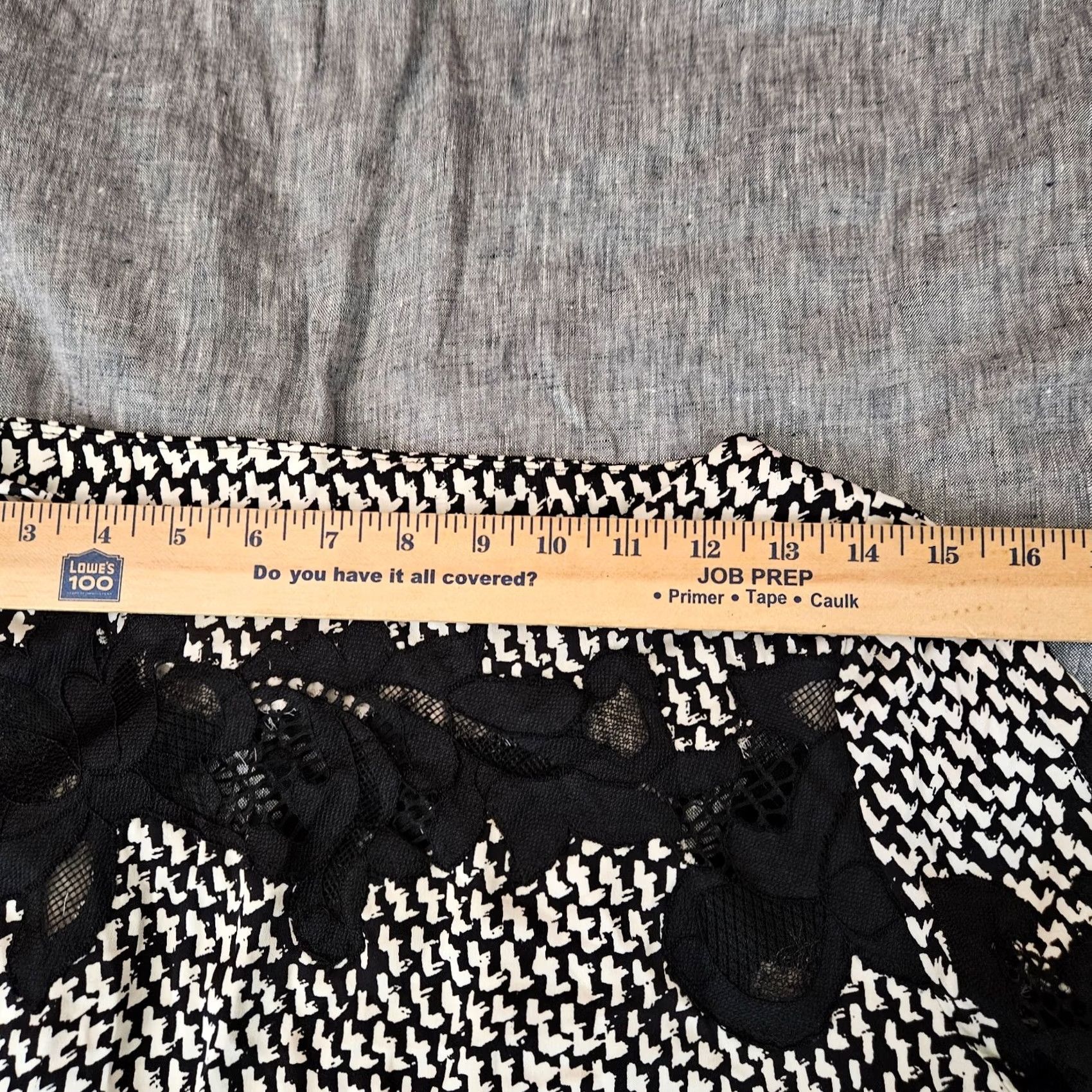 Diane von Furstenberg Diane von Furstenberg Black White Lace Overlay Long Sleeve Dress Size 4 Vintage No Shirt Women Size S / US 4 / IT 40 - 7 Thumbnail