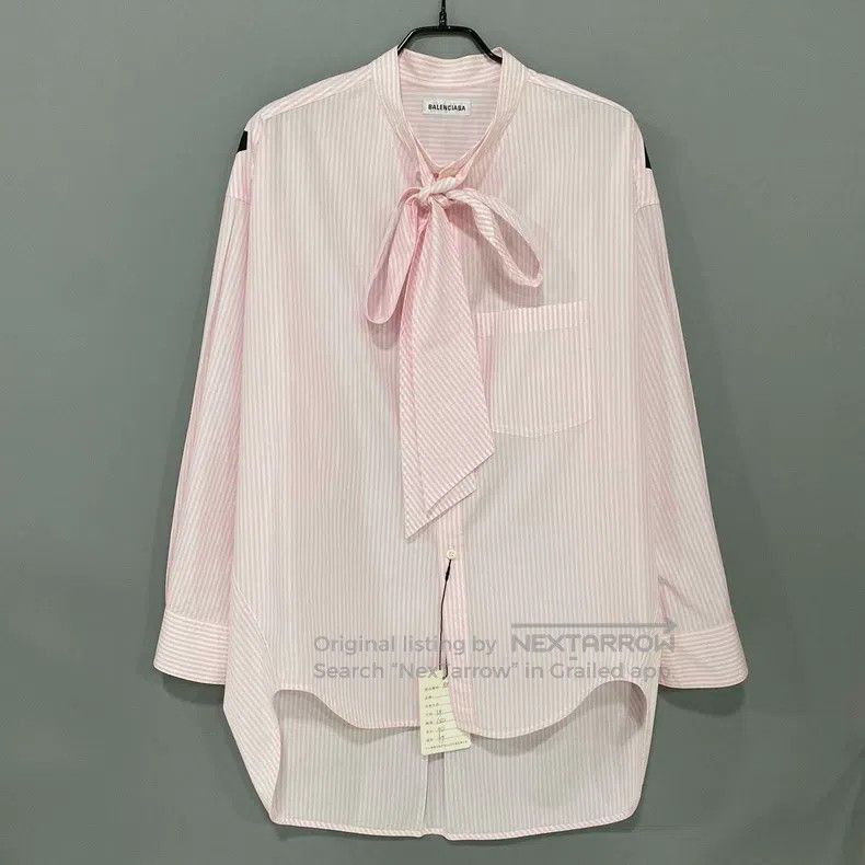 Balenciaga Balenciaga Back logo pink shirt Size XXS / US 00 / IT 34 - 1 Thumbnail