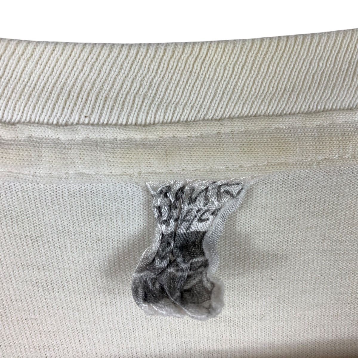 Other Vintage GRAVITY GRAPHICS Back hit art tee Size US L / EU 52-54 / 3 - 4 Thumbnail