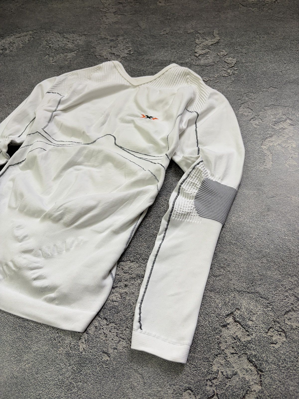 Vintage X-Bionic Lady Bike Race Short Sleeve Jersey Gray/Pink Size M Size US M / EU 48-50 / 2 - 6 Thumbnail