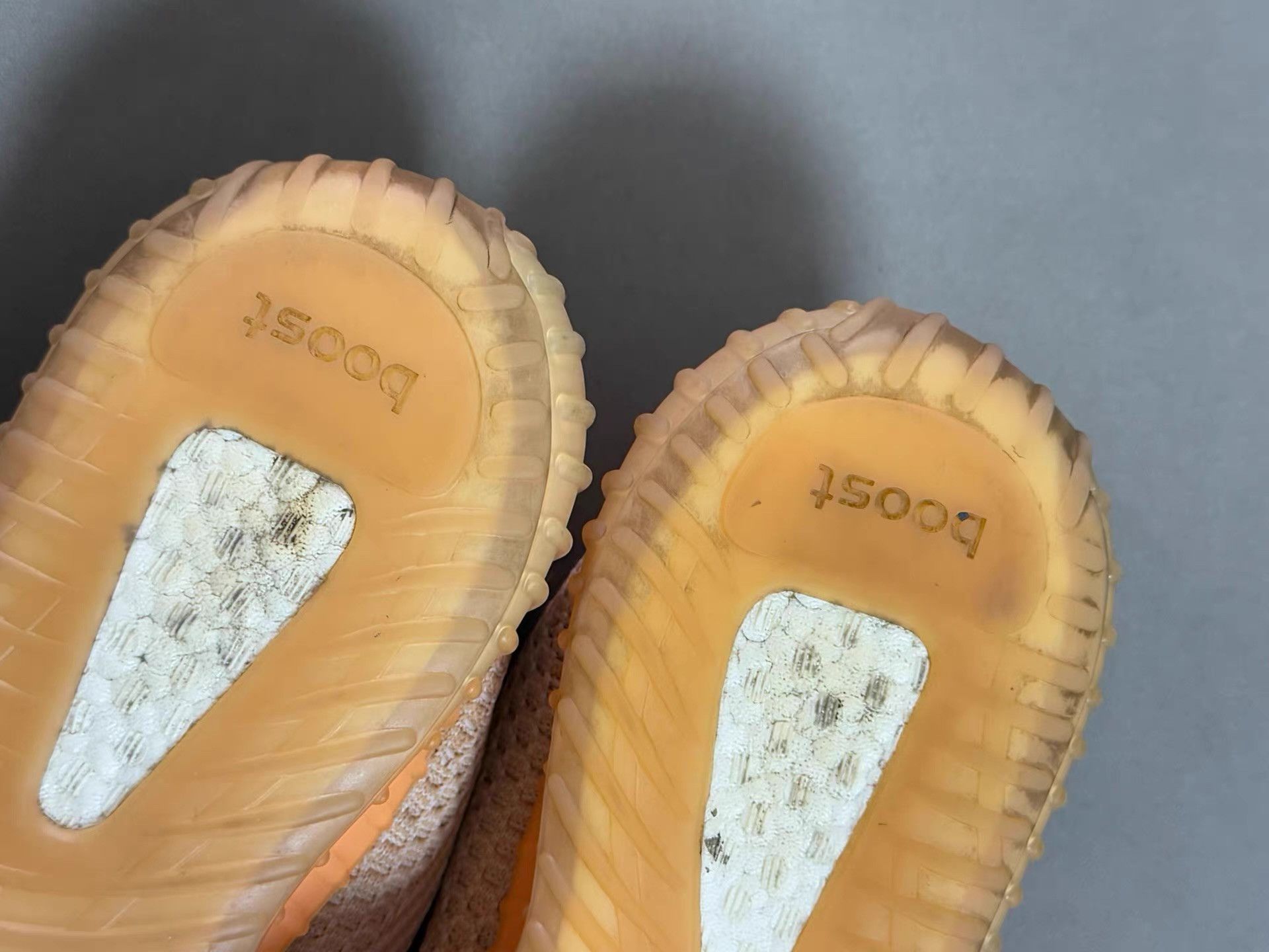 Adidas adidas Originals Yeezy Boost 350 V2 Clay Comfortable Ｑ20 Size US 9.5 / EU 42-43 - 5 Thumbnail