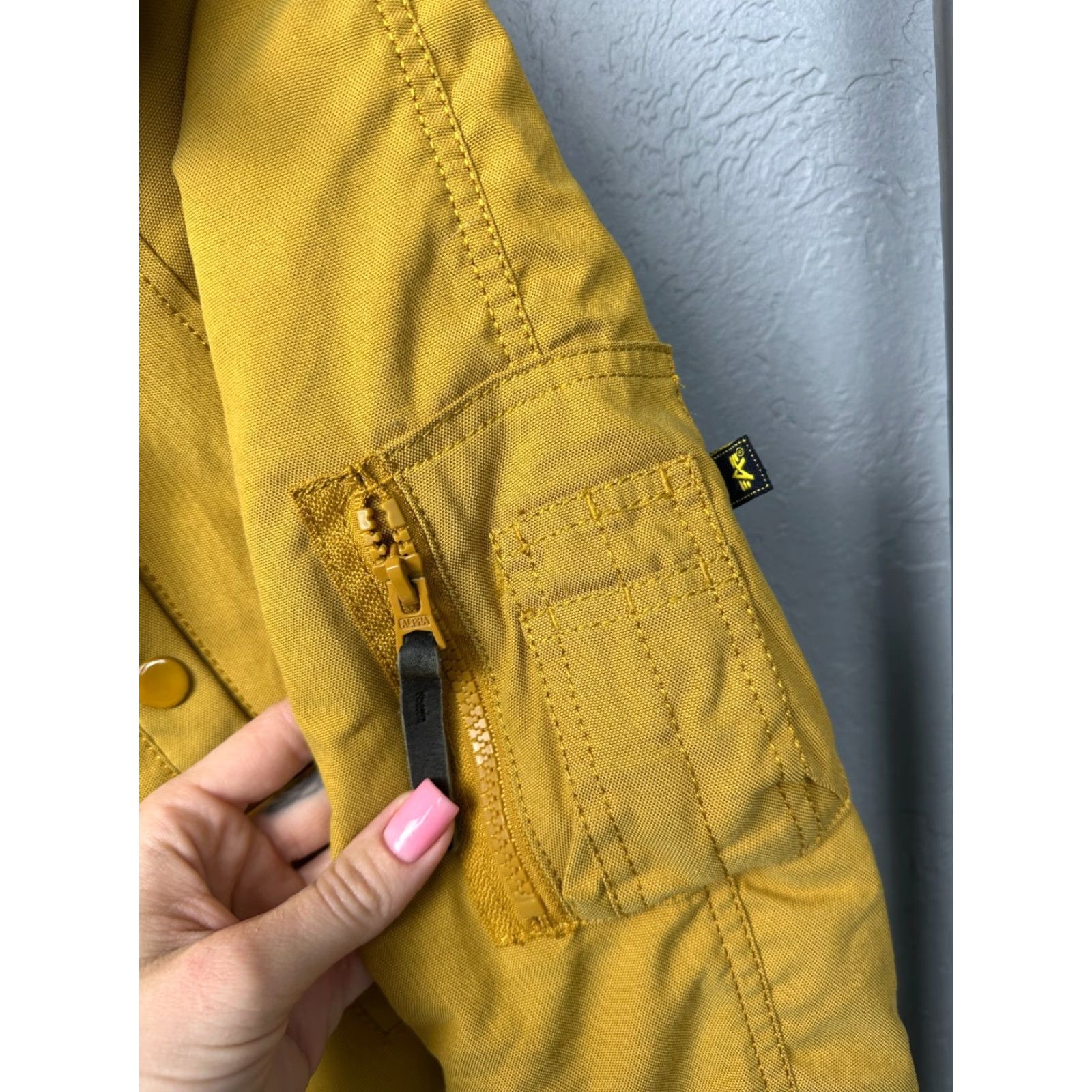 Vintage Alpha N3B Parka Jacket XS Mens Yellow Nike World? Size US XS / EU 42 / 0 - 4 Thumbnail