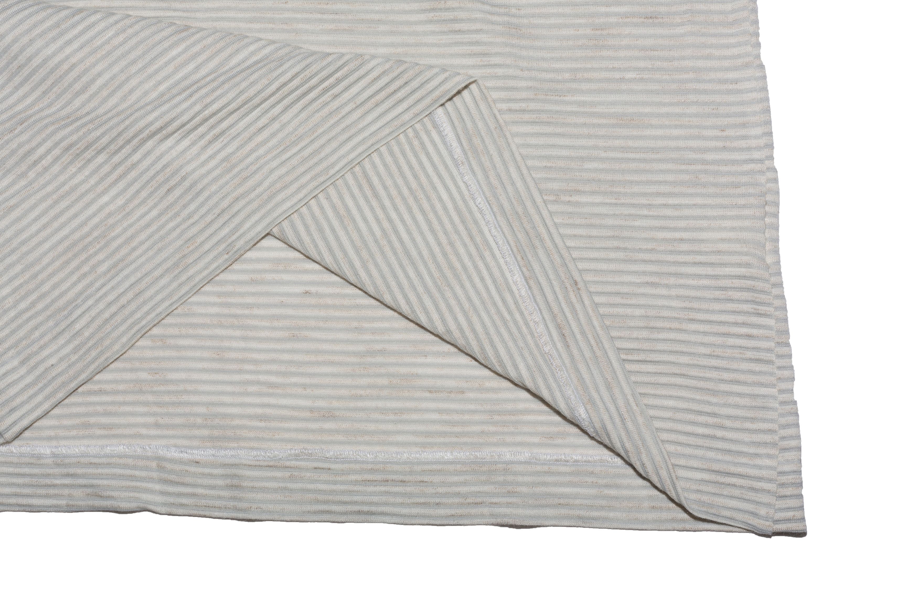 Issey Miyake Tonal Ribbed 3D S/S Dress Top Size M / US 6-8 / IT 42-44 - 4 Thumbnail