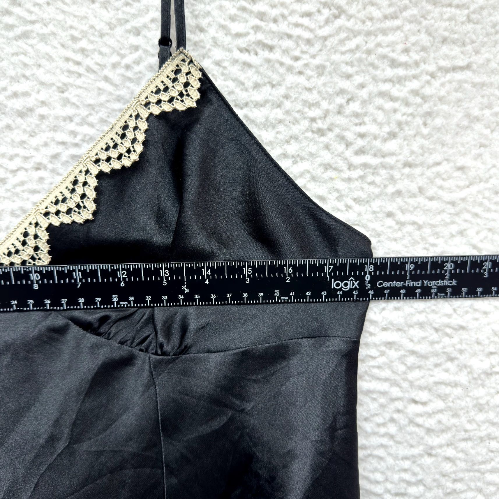 Vintage VINTAGE GILLIGAN & O'MALLEY LARGE BLACK SATIN SLIP DRESS User: Vintage Gilligan & O'Malley Large Black Satin Slip Dress Size L / US 10 / IT 46 - 4 Thumbnail