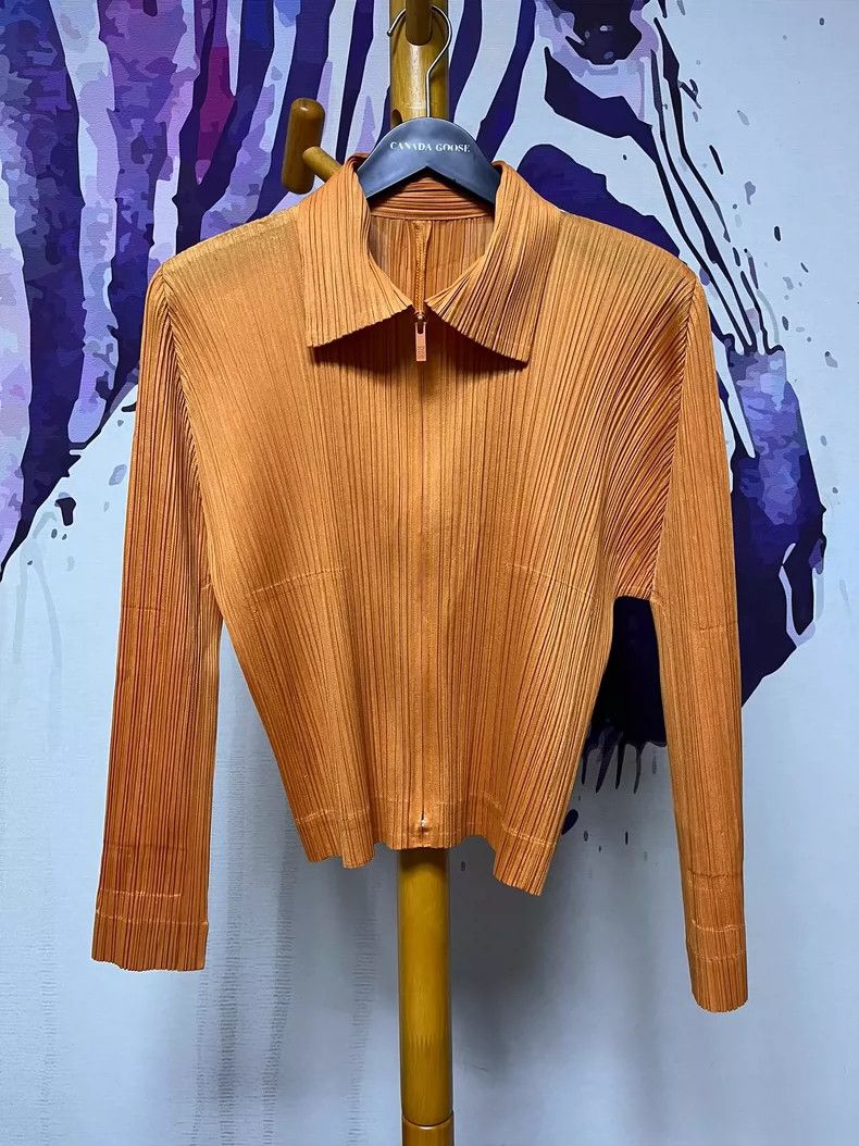 Issey Miyake Issey Miyake size:4 Orange pleated zipper cardigan Size S / US 4 / IT 40 - 1 Thumbnail