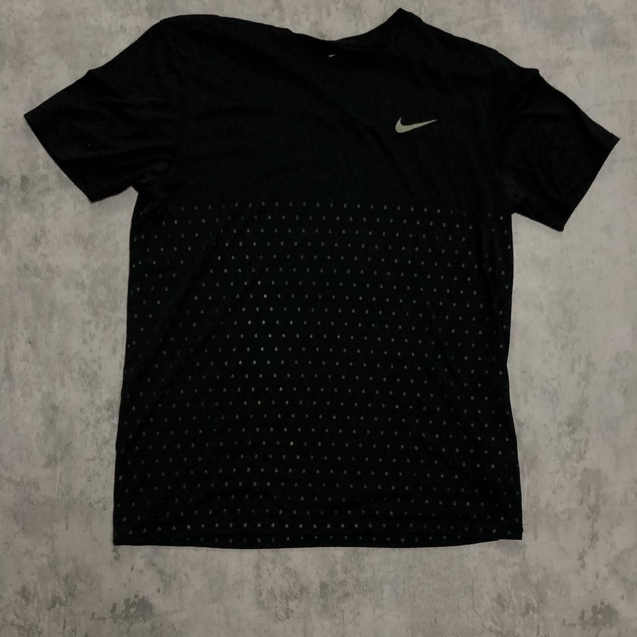 Nike Nike Dri-Fit black running shirt #running Size US L / EU 52-54 / 3 - 1 Thumbnail