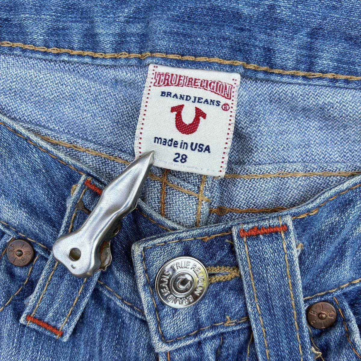 True Religion True Religion Joey Crop Jeans Beading in Saddle Back Size 28" / US 6 / IT 42 - 2 Thumbnail