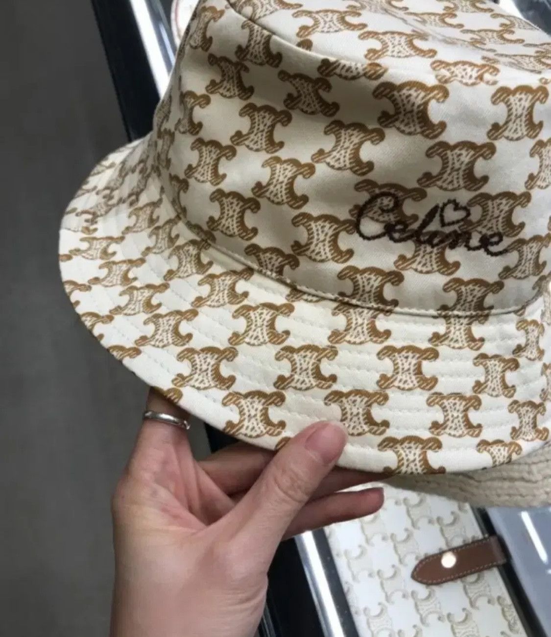 Celine × Hedi Slimane Celine triomphe bucket hat M size super rare Size ONE SIZE - 2 Thumbnail