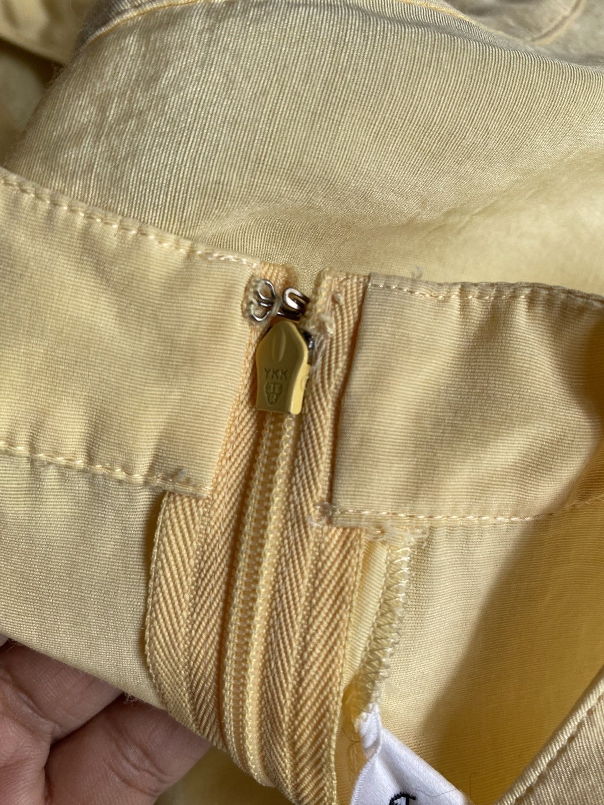 Balenciaga BALENCIAGA Light Yellow Sleeveless Top with Back Zipper Size L / US 10 / IT 46 - 8 Thumbnail