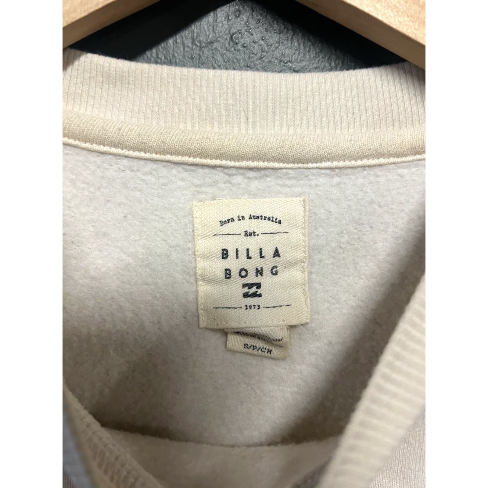 Billabong Billabong Womens Sweatshirt Long Sleeve Pullover Ivory Skull Graphic Size Small Size S / US 4 / IT 40 - 3 Thumbnail