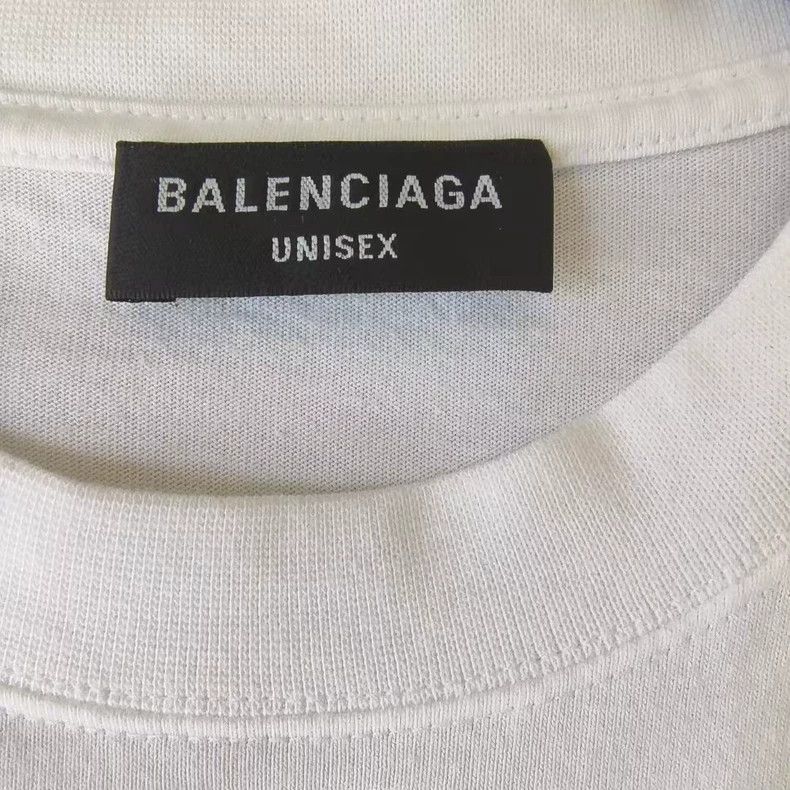 Balenciaga Balenciaga White WFP Collaboration Short Sleeve Size US S / EU 44-46 / 1 - 3 Thumbnail