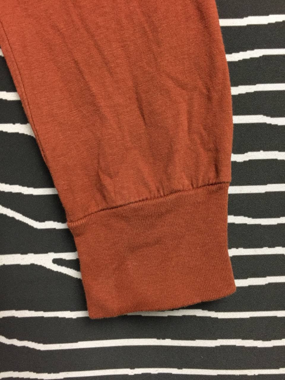 Billabong Billabong Gallery Rust Orange Tribal Sleeve Print Tee Size L Size US L / EU 52-54 / 3 - 6 Thumbnail