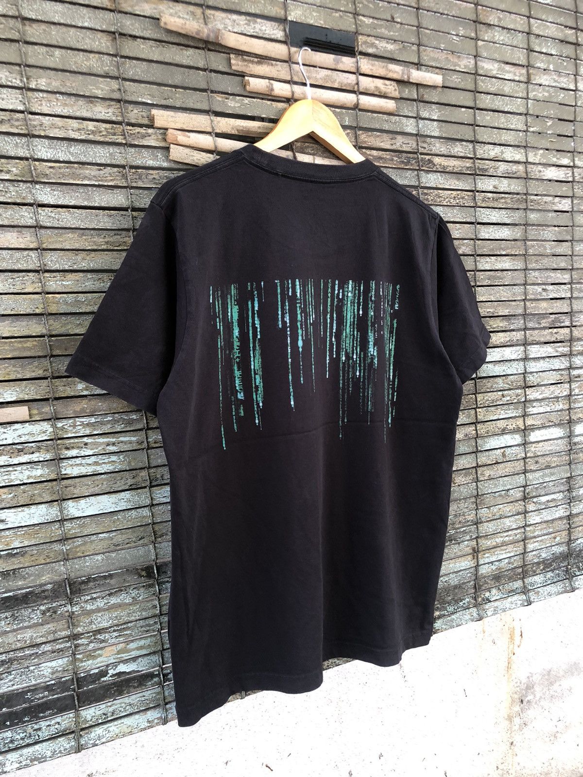 Japanese Brand × Vintage UT Uniqlo X The Matrix Movie Tshirts Size US L / EU 52-54 / 3 - 8 Thumbnail