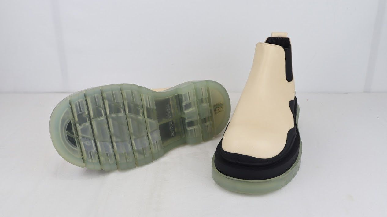 Bottega Veneta o1rshd1 Vegetal Tire Calfskin Boots in Butter Size US 9 / EU 42 - 7 Thumbnail