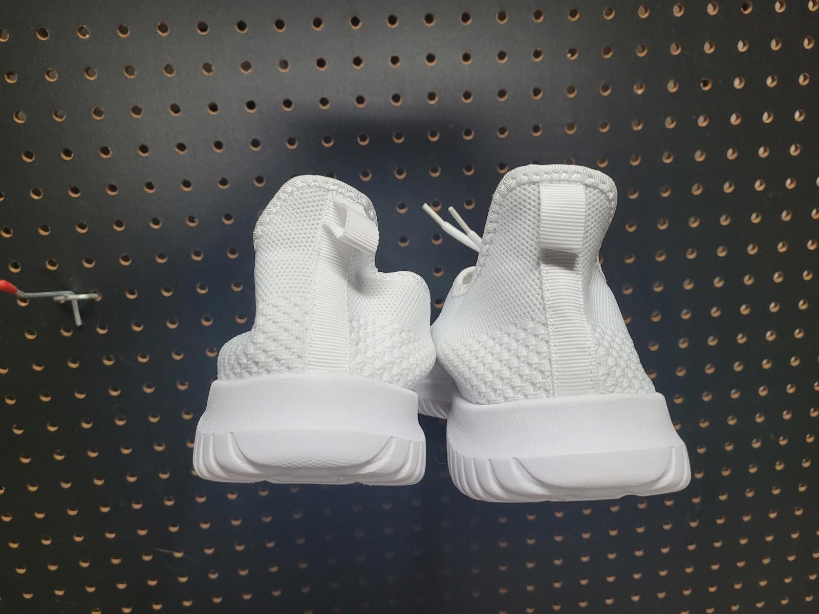 Other White Vamjam Men's Sneakers – Step Up Your Shoe Game Fast! Size US 9 / EU 42 - 6 Thumbnail