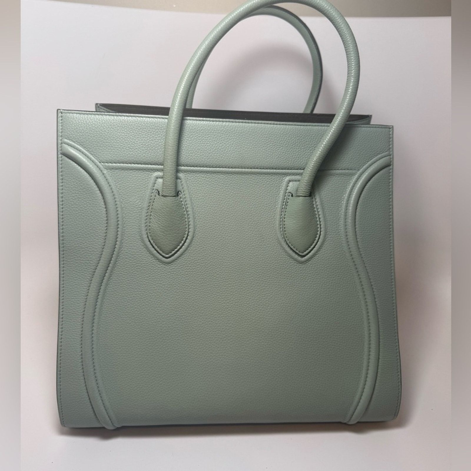 Celine Céline Phantom Tote Medium in Jade Green (Eucalyptus) W/Tag Size ONE SIZE - 4 Thumbnail