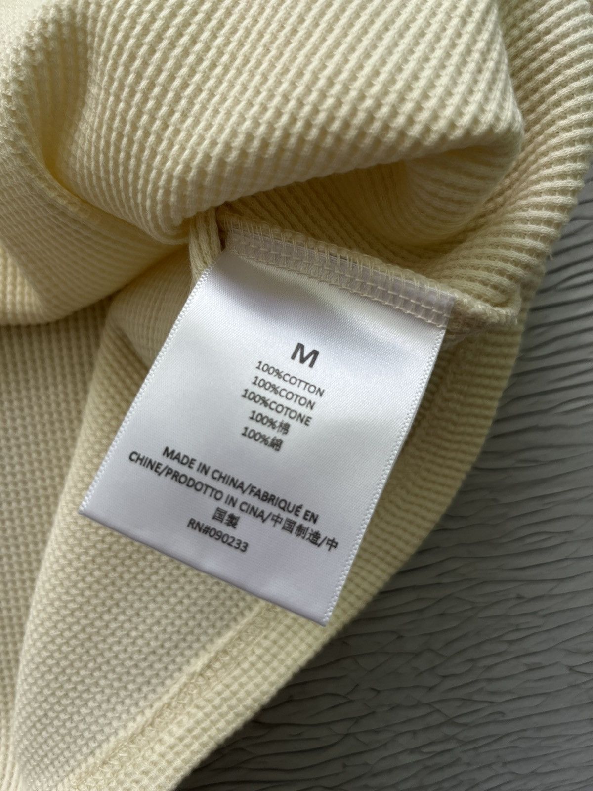 Essentials Fear of God Essentials Long Sleeve Streetwear White Size US M / EU 48-50 / 2 - 8 Thumbnail