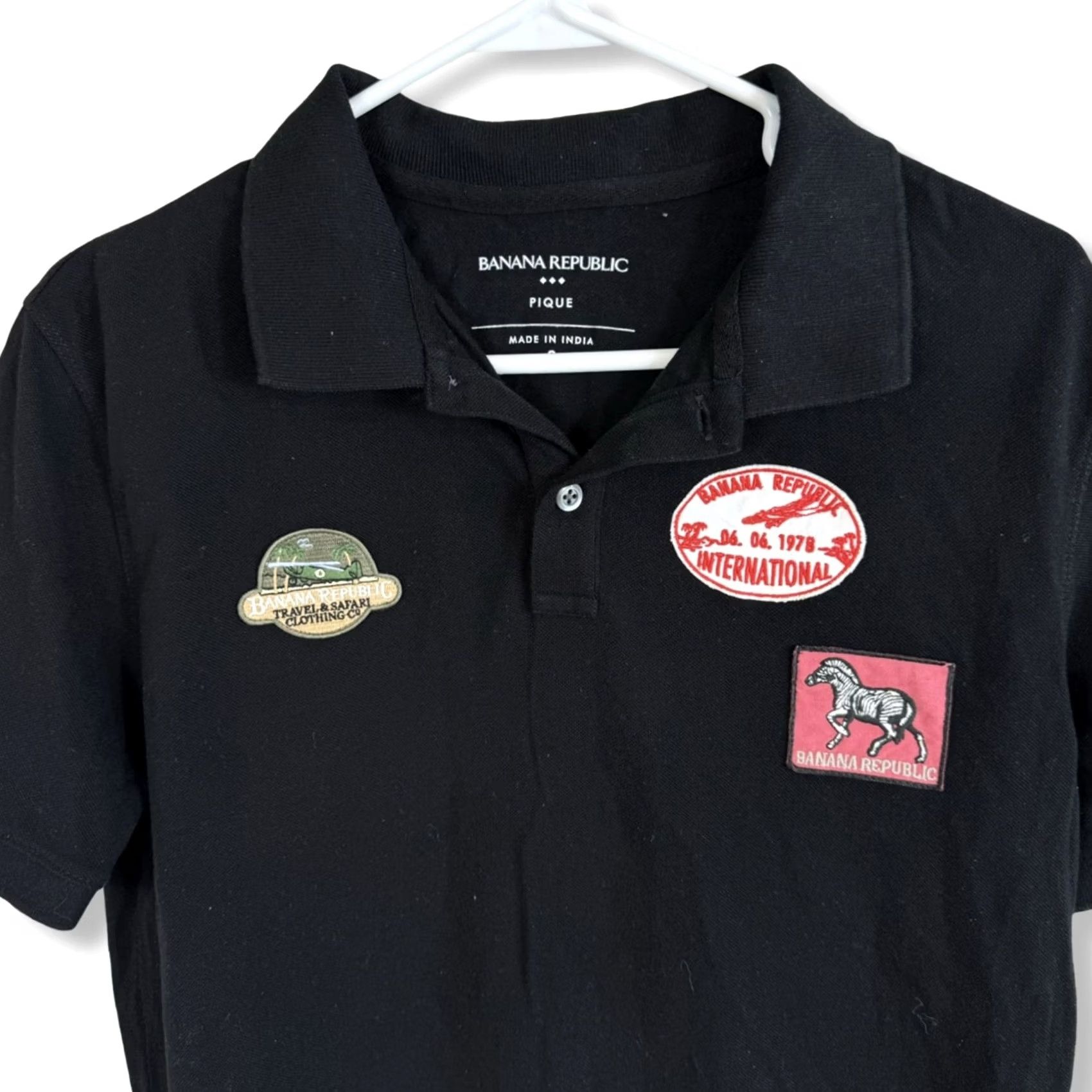 Banana Republic VINTAGE Banana Republic Pique Short Sleeve Pullover Shirt Travel Patches Black Size S Mens Shirt Modern Casual Fit Womens? No Size US S / EU 44-46 / 1 - 3 Thumbnail
